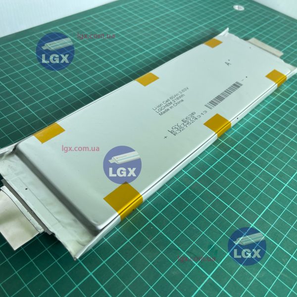 Аккумуляторный елемент LGX-e63B химия NMC 3.6v (пакет) емкость 63А/Ч разряд 3-5c 2000 циклов 880грам