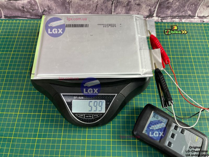 akkumulyatornyj-element-lg-chem-lgx-p34n-himiya-nmc-36v-paket-emkost-34a-ch-razryad-3-5c-2000-cziklov-550gram Аккумуляторный елемент LGX-P34N химия NMC 3.6v (пакет) емкость 34А/Ч разряд 3-5c 2000 циклов 550грам